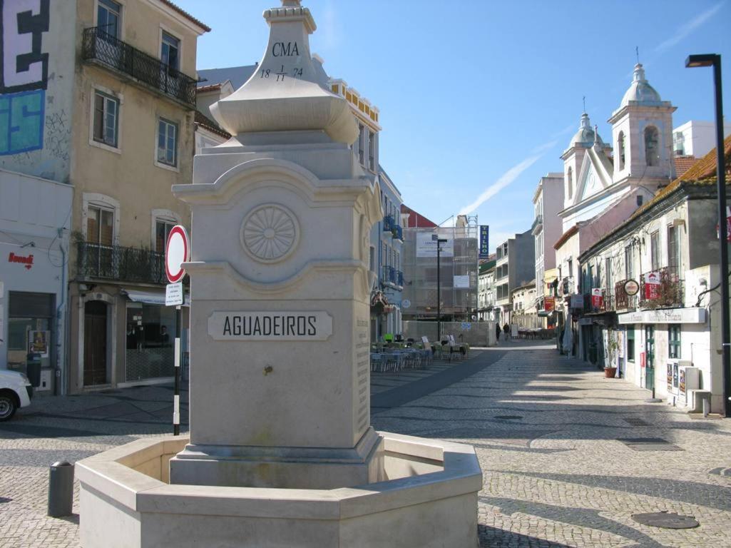 Anthony'S Place Almada Dış mekan fotoğraf